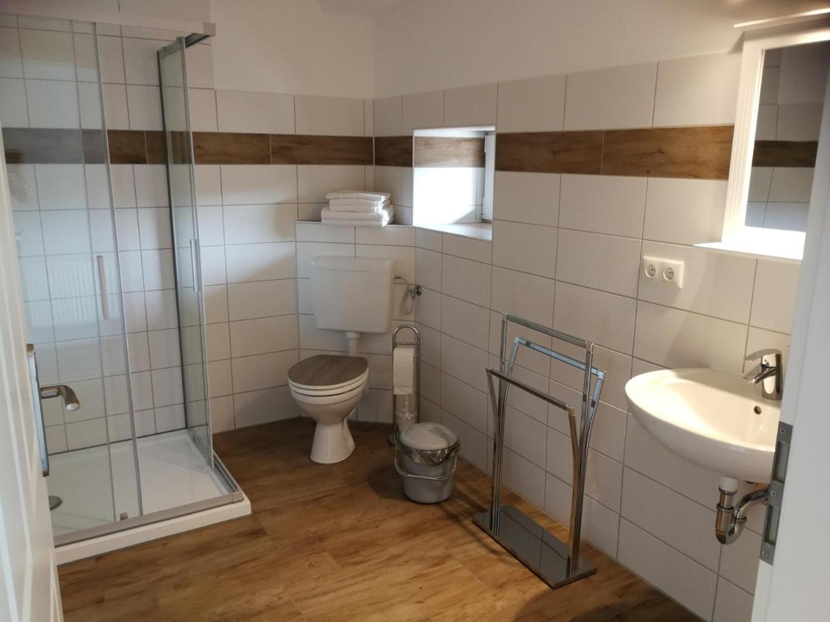 Pension Schlossblick Thallwitz Exterior foto